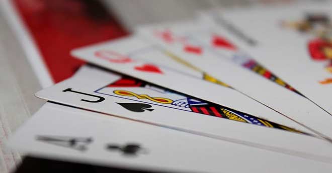juegos de apuesta en vivo con cartas